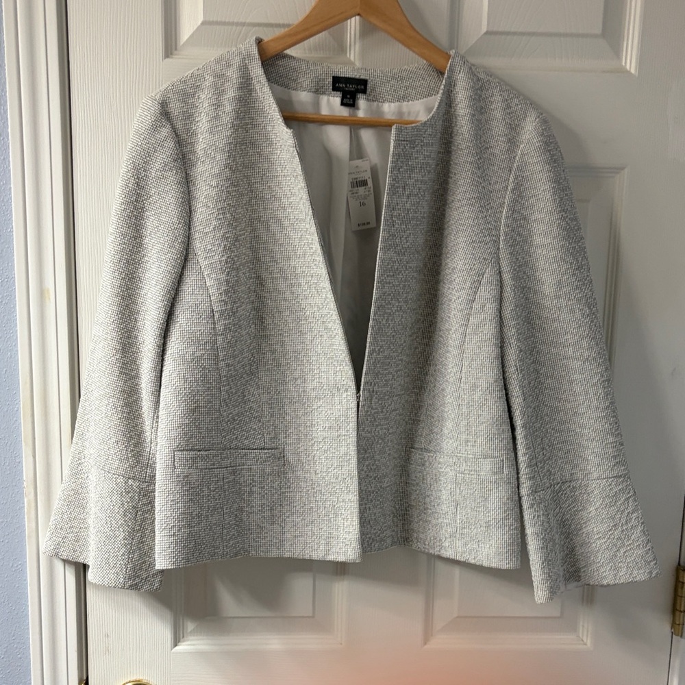 Ann Taylor Women's Light Gray Textured Blazer